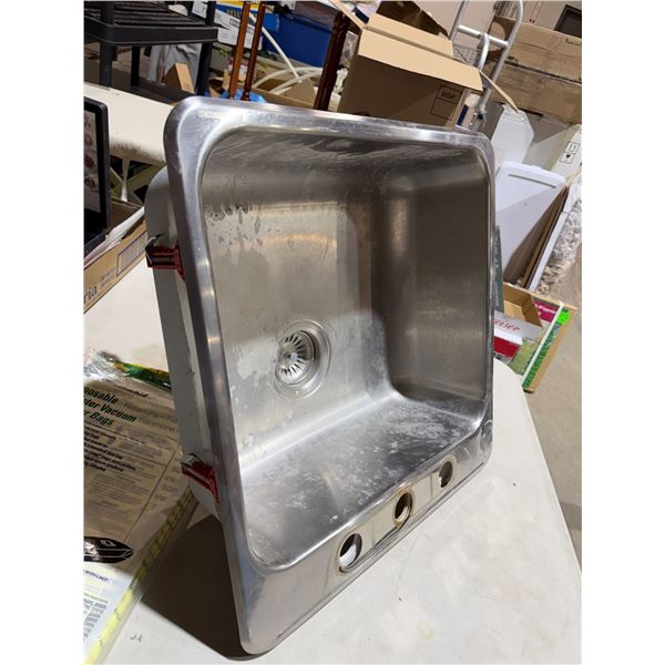 Kitchen sink