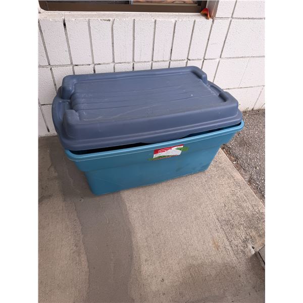 Bin with lid