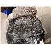 Image 1 : Urban barn Blankets