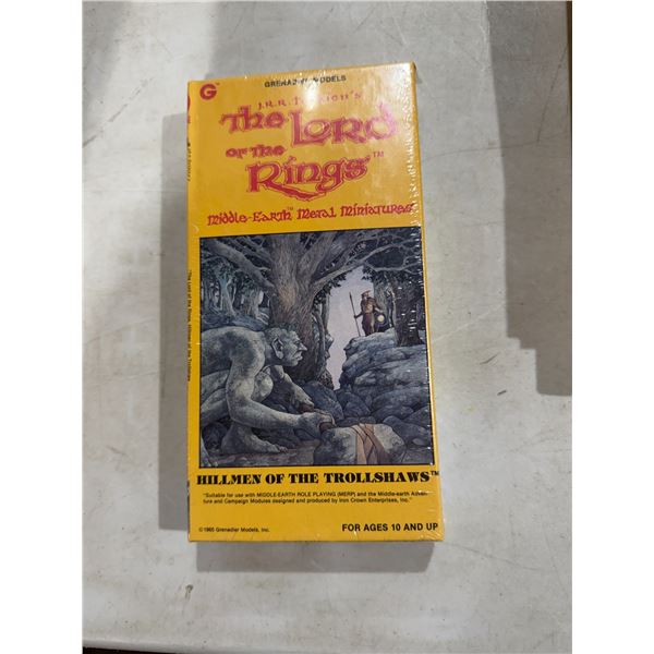 The Lord of the rings, middle earth MERAL miniatures sealed Models