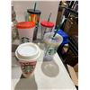 Image 1 : Starbucks cups