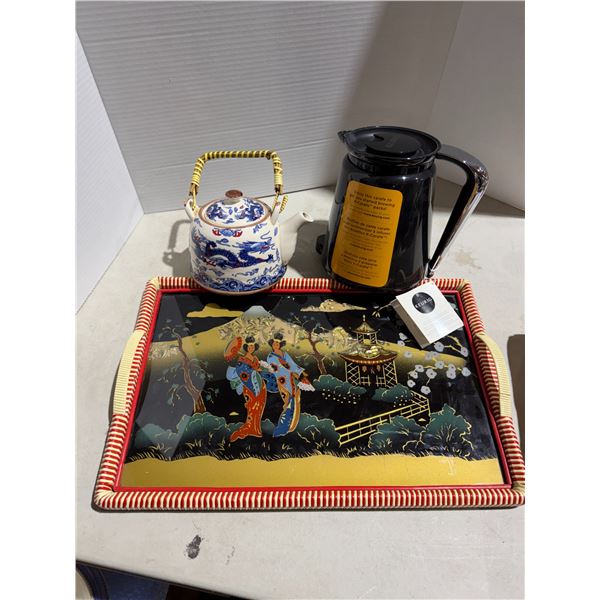 Keurig, coffee craft teapot and tray