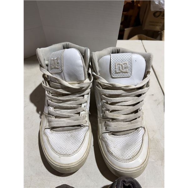 DC shoes size 10