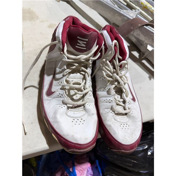 Nike shoes size 11