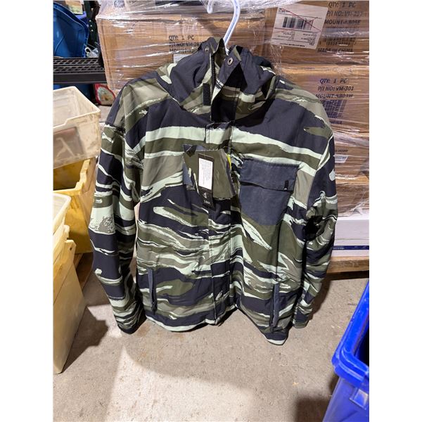 Quicksilver coat size medium new with tags