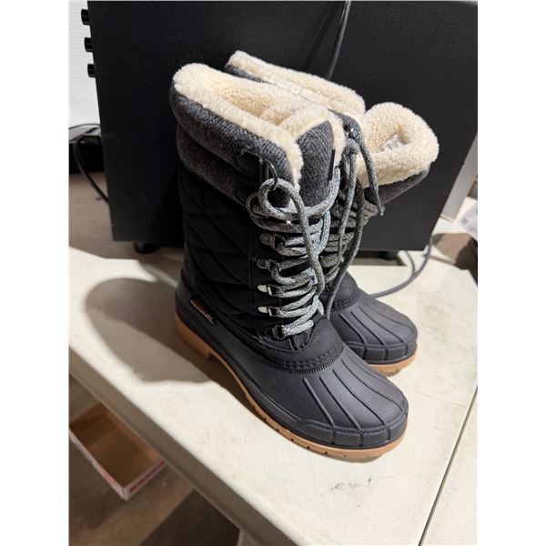 New boots size 6