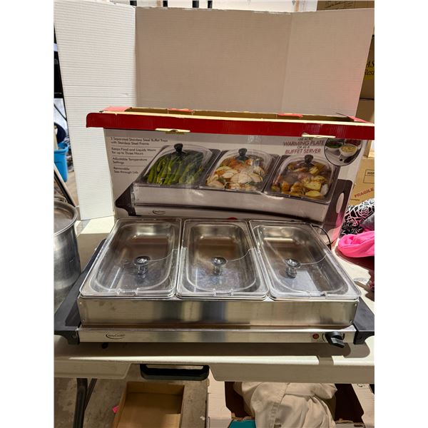 Betty Crocker buffet server lids have crack
