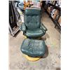 Image 1 : Chair  Ottoman