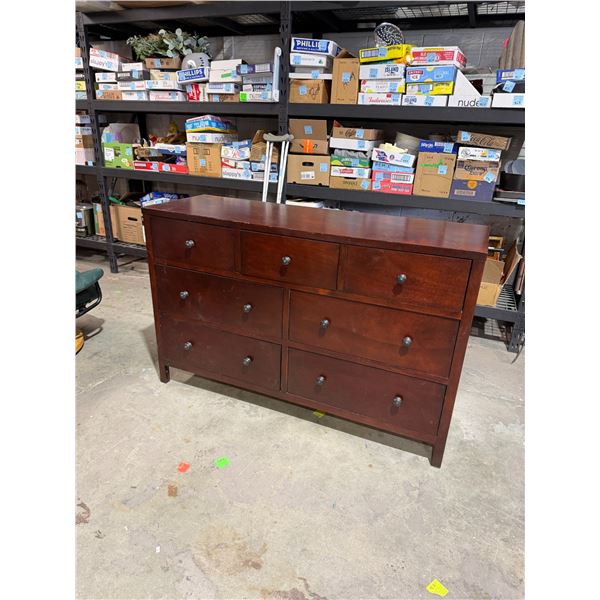 Dresser 60" x 20" x 38 1/2"