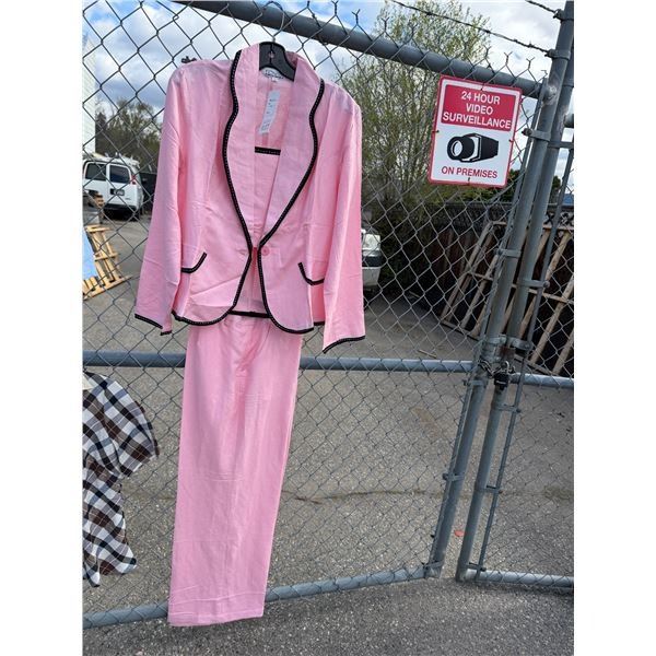Pant and top outfit size 44 new