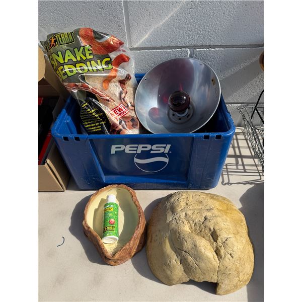 Aquarium items