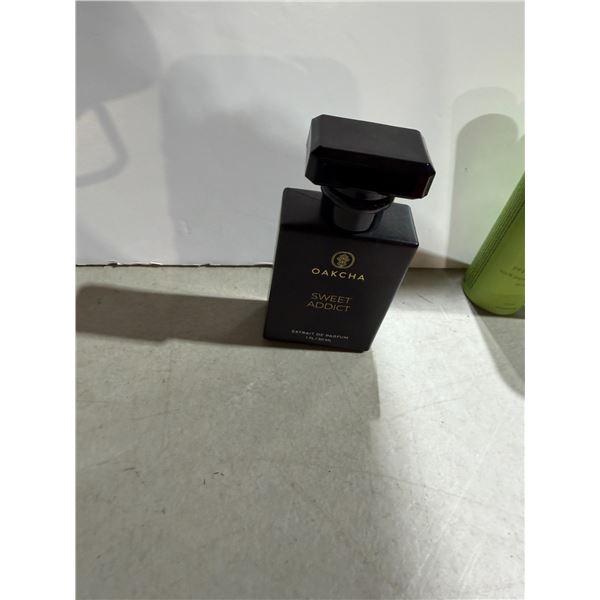 OAKCHA suite addict Perfume