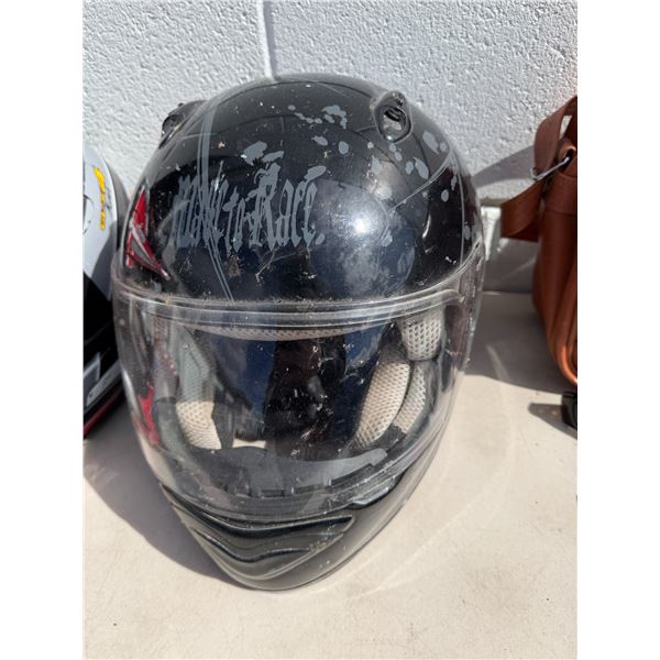 Helmet size large
