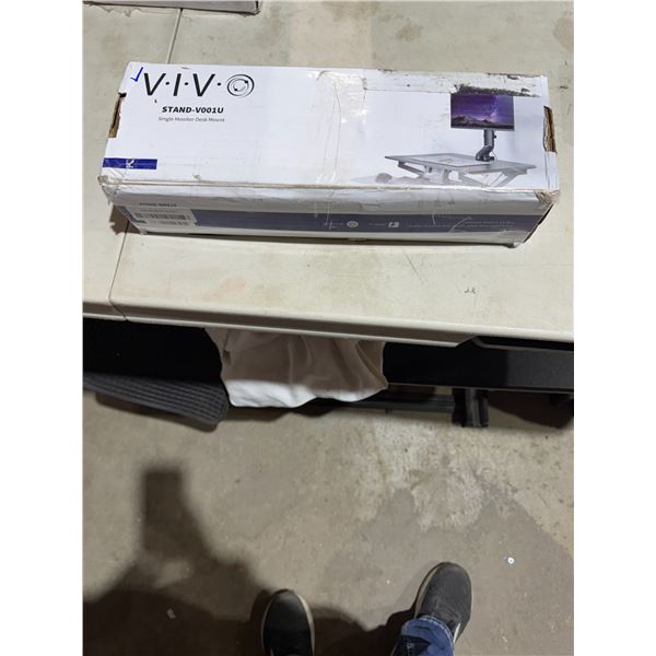 VIVO single monitor desk mount