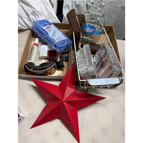 Miscellaneous light, Peak flow meter ice cube trays goggles, disposable tins, Star basket, etc.