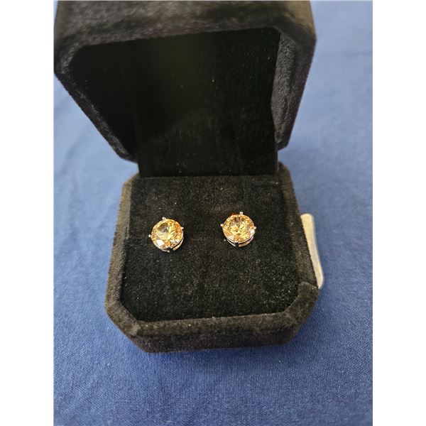 2.0ct Champagne stud earrings