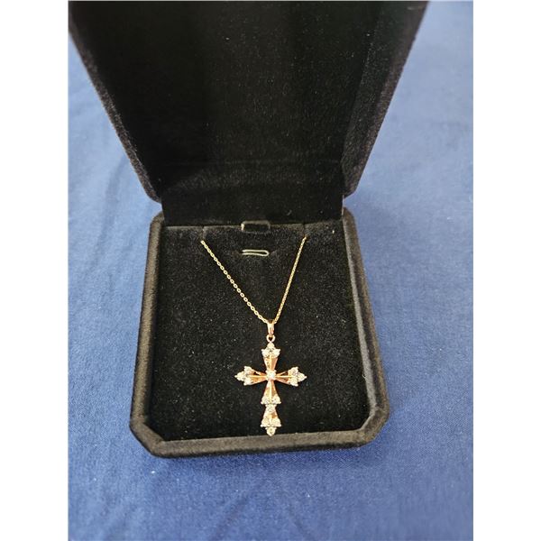 32.0mm Cross necklace - 18" long chain
