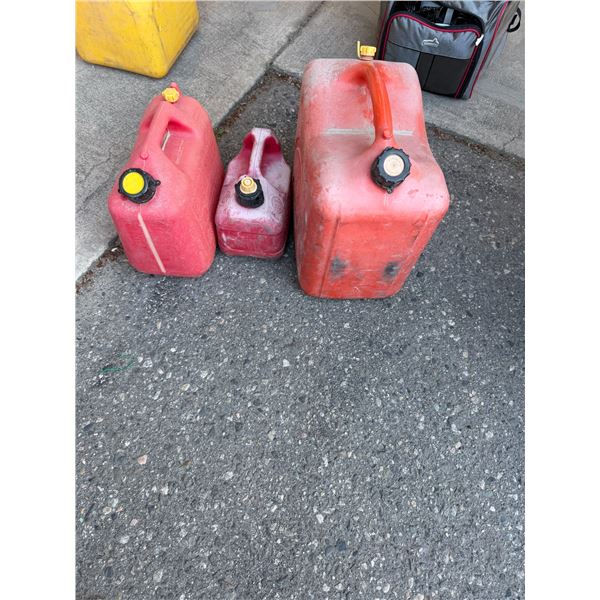 Fuel containers