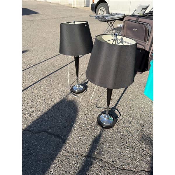 Pair of lamps