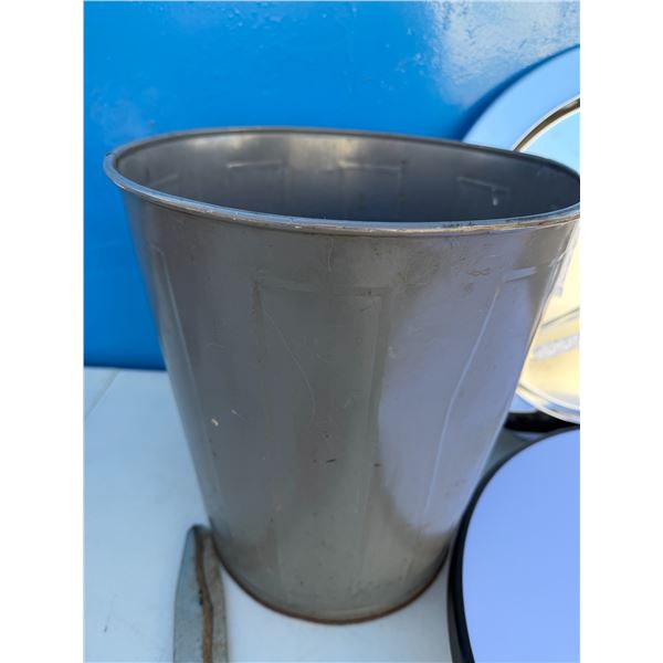 Vintage waste basket