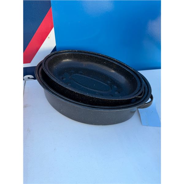 Two roasting pans