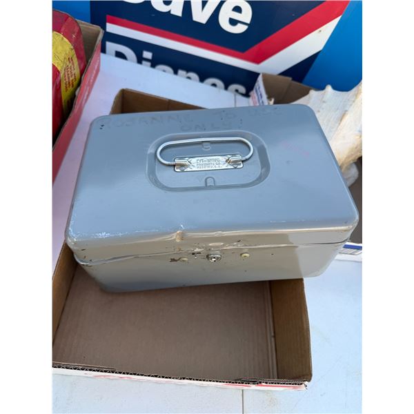 Tin box
