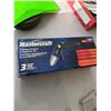 Image 1 : Pivoting cordless screwdriver