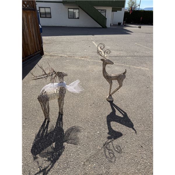 Deer decor