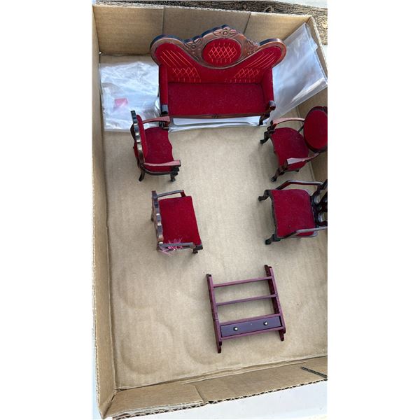Dollhouse furniture