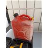 Image 1 : Fuel can