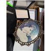 Image 1 : Antique frame and other frames