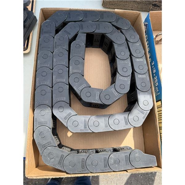 Drag chain