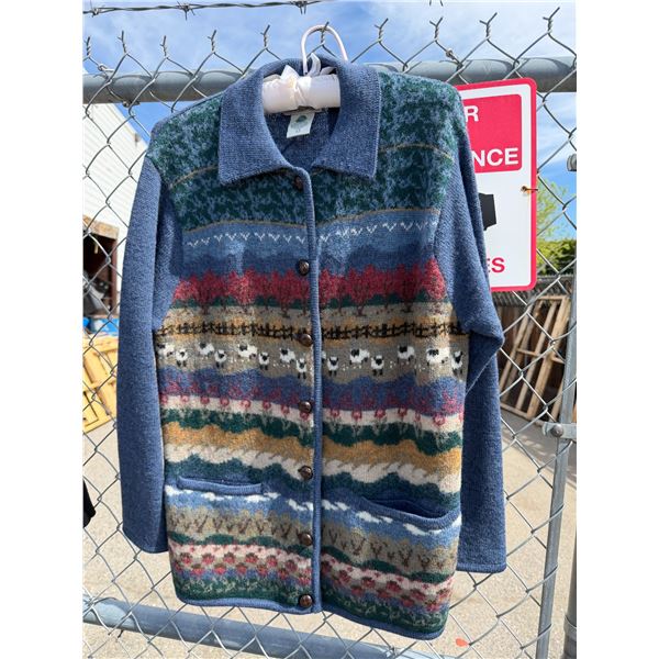 Woolmark sweater size small