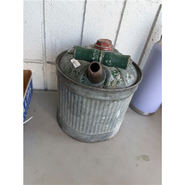 Fuel can