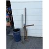 Image 2 : Sledgehammer and other tools