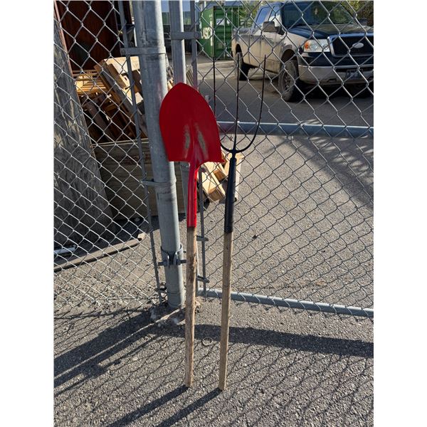 Shovel and pitchfork