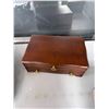 Image 2 : Jewelry box