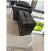 Image 1 : Brownie box camera