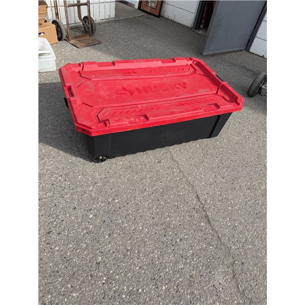 Husky rolling box