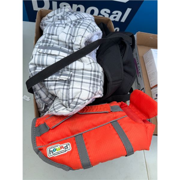 Outward hound, lifejacket and other pet items