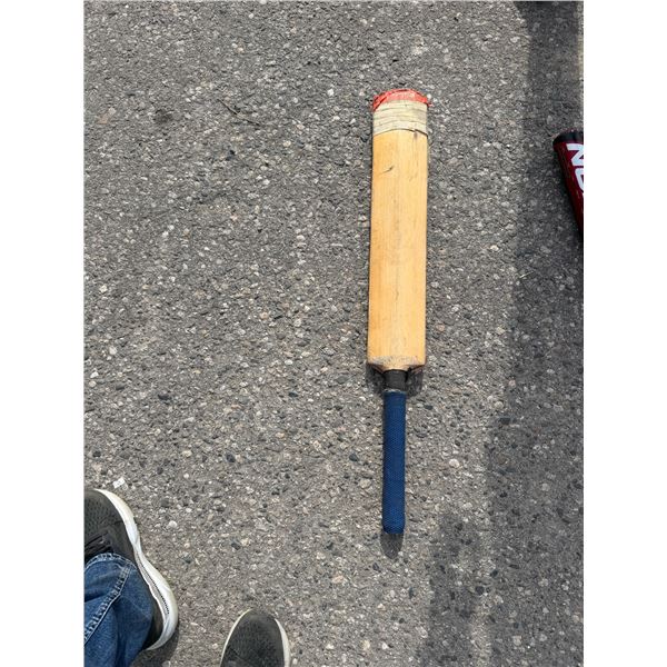 Cricket,  bat