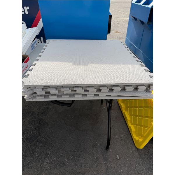 Foam mats
