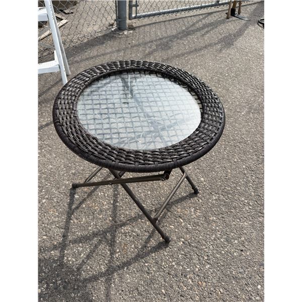 Patio side table folding one string is broken. See picture.