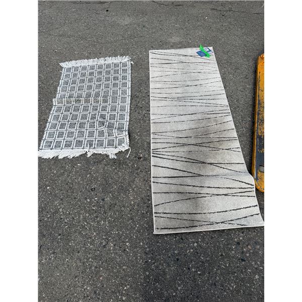 Runner and mat