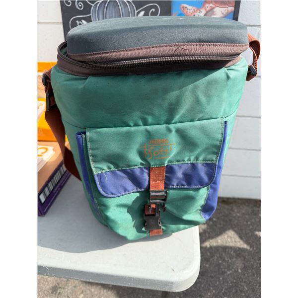 Thermos cooler bag