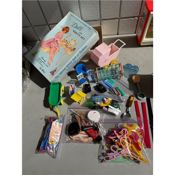 Doll accessories