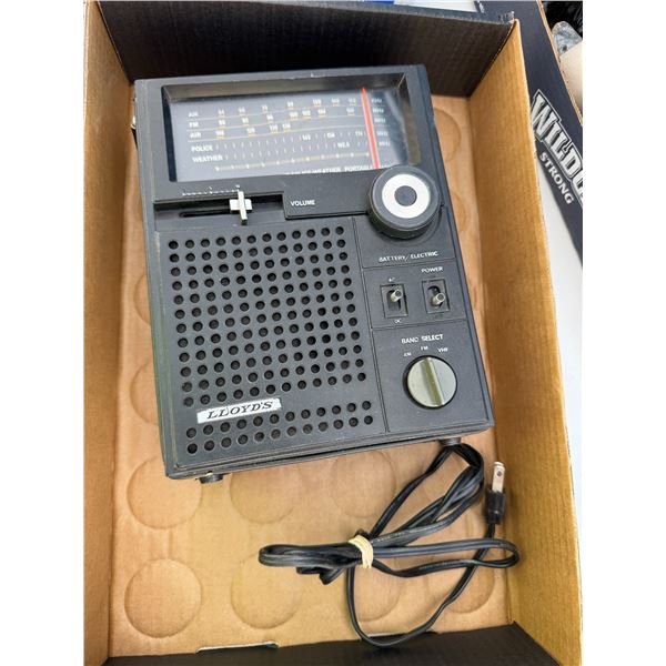LLOYDS Radio M FM aircraft police weather station