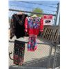 Image 1 : Clothing size small/medium