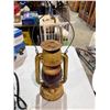 Image 2 : Vintage beacon lantern