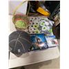 Image 1 : Assorted toys